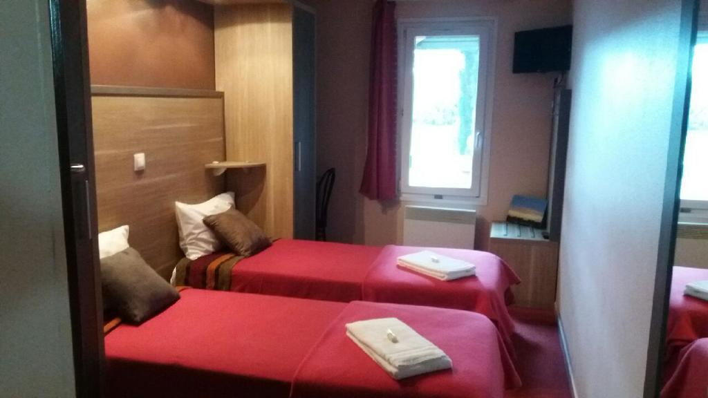 Lou Mistralou Hotel Saint-Andiol Ngoại thất bức ảnh
