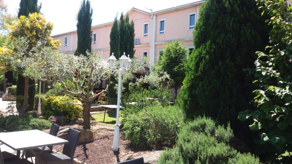 Lou Mistralou Hotel Saint-Andiol Ngoại thất bức ảnh