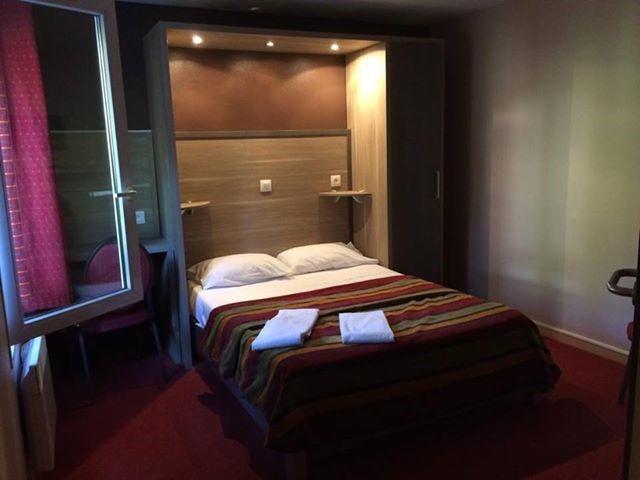 Lou Mistralou Hotel Saint-Andiol Ngoại thất bức ảnh